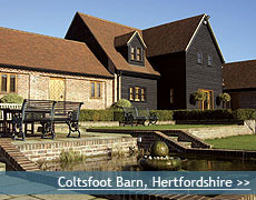 Coltsfoot Barn wedding venue in Hertfordhire